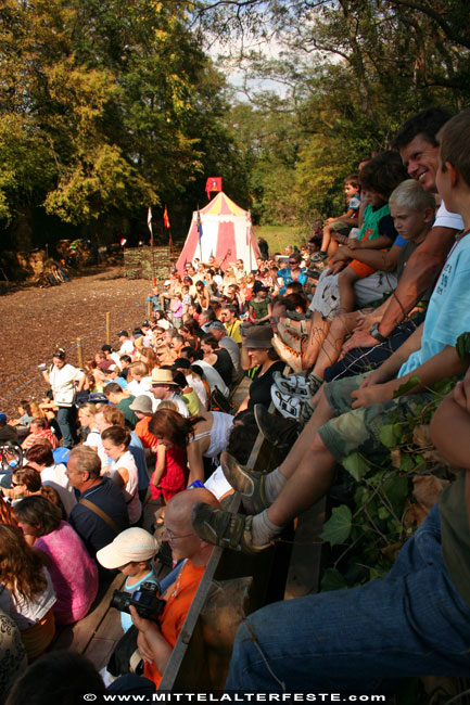 www.mittelalterfeste.com Schallaburg  2007